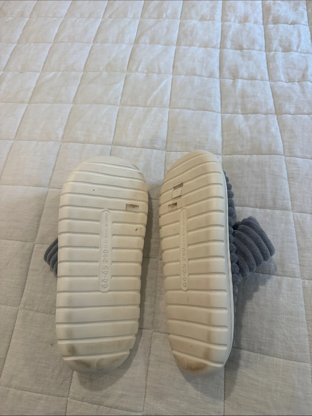 N/A soft grey